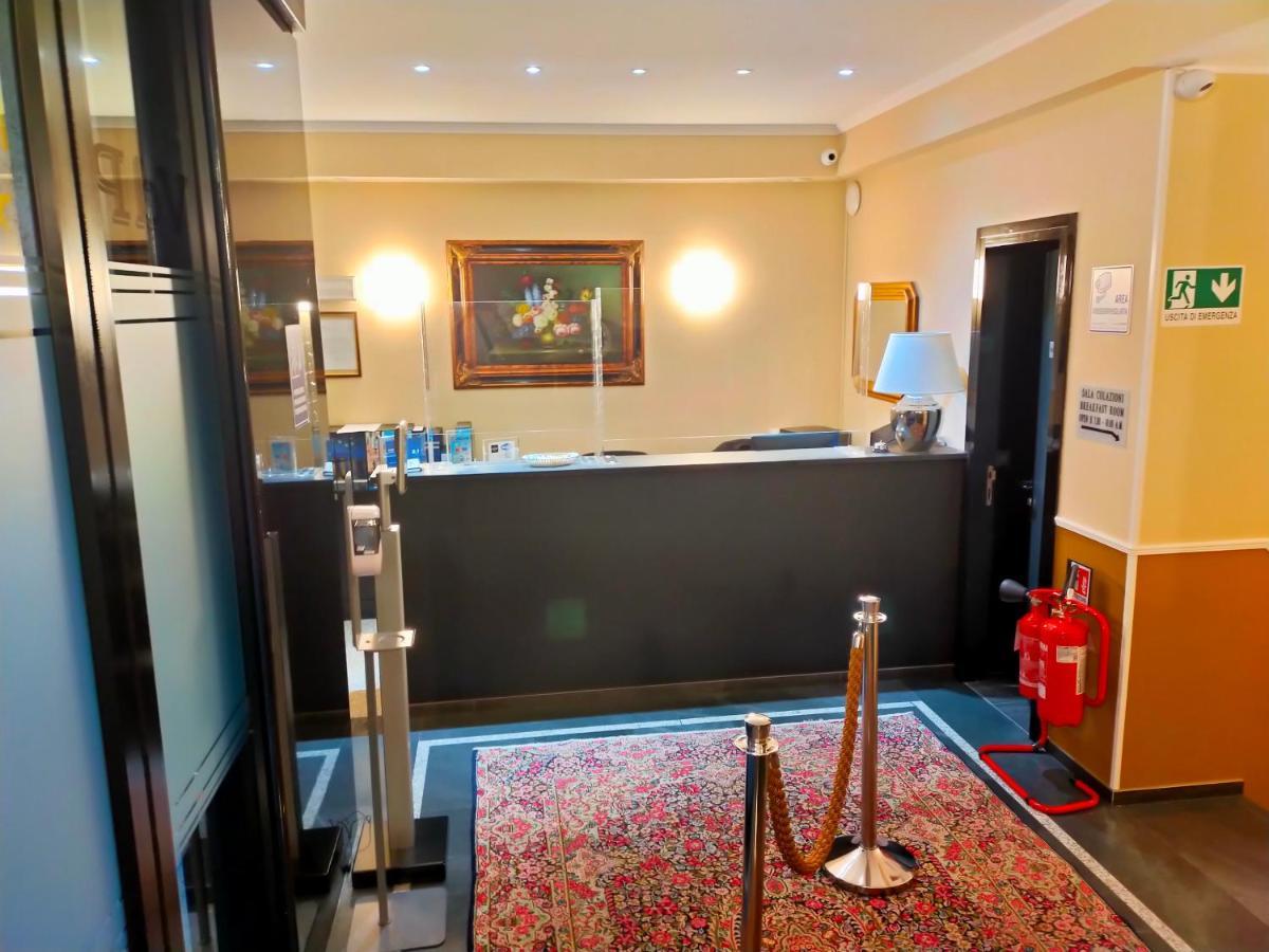Hotel Valentino Du Parc トリノ エクステリア 写真