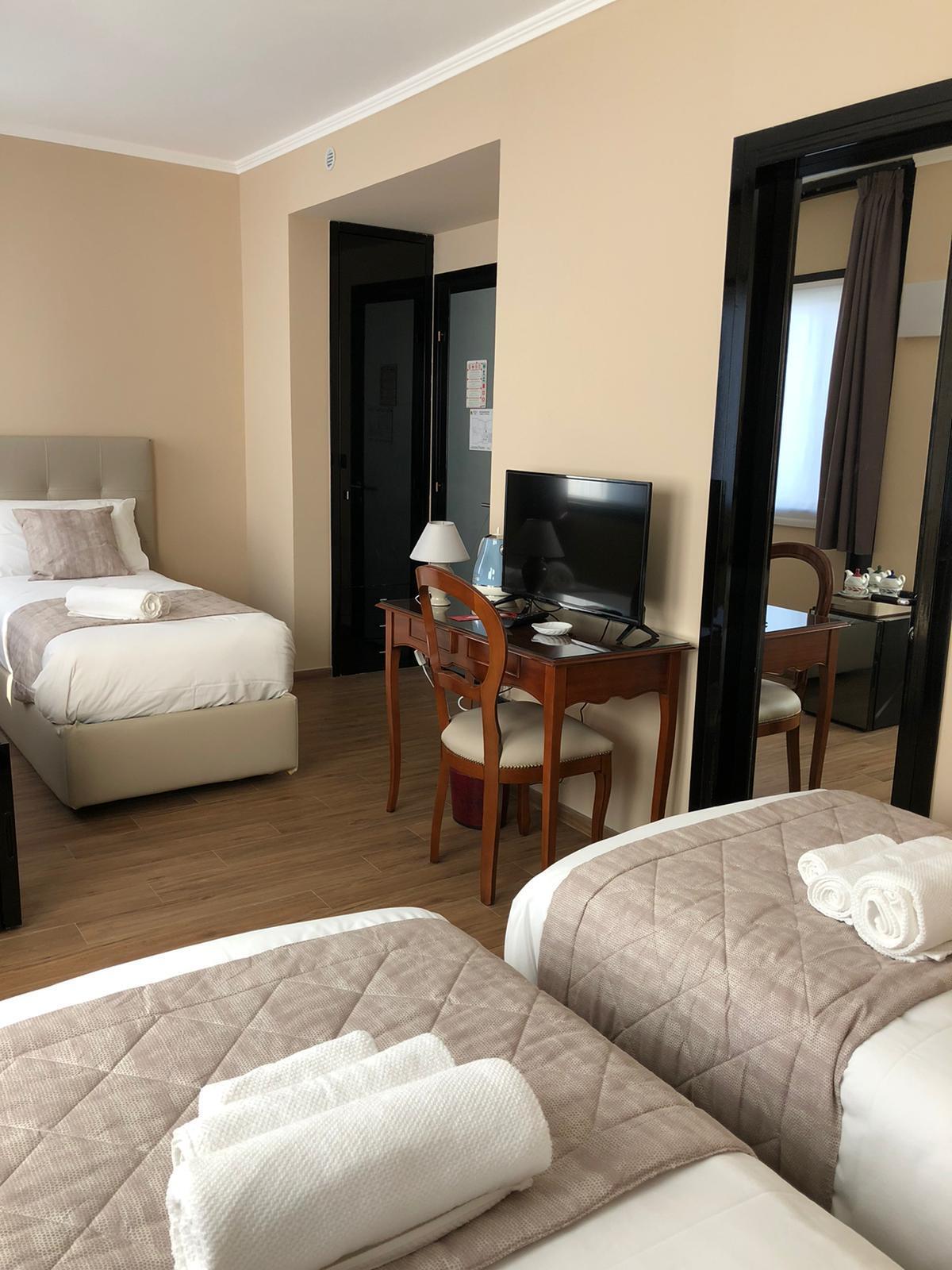 Hotel Valentino Du Parc トリノ 部屋 写真